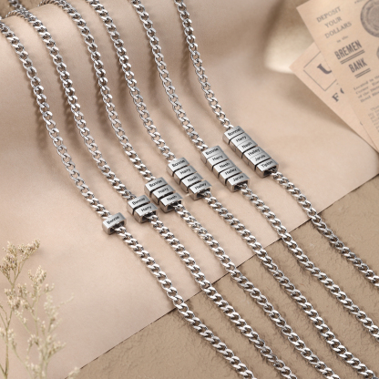 Personalized Mens Cuban Link Chain Necklace with 1–6 Names
