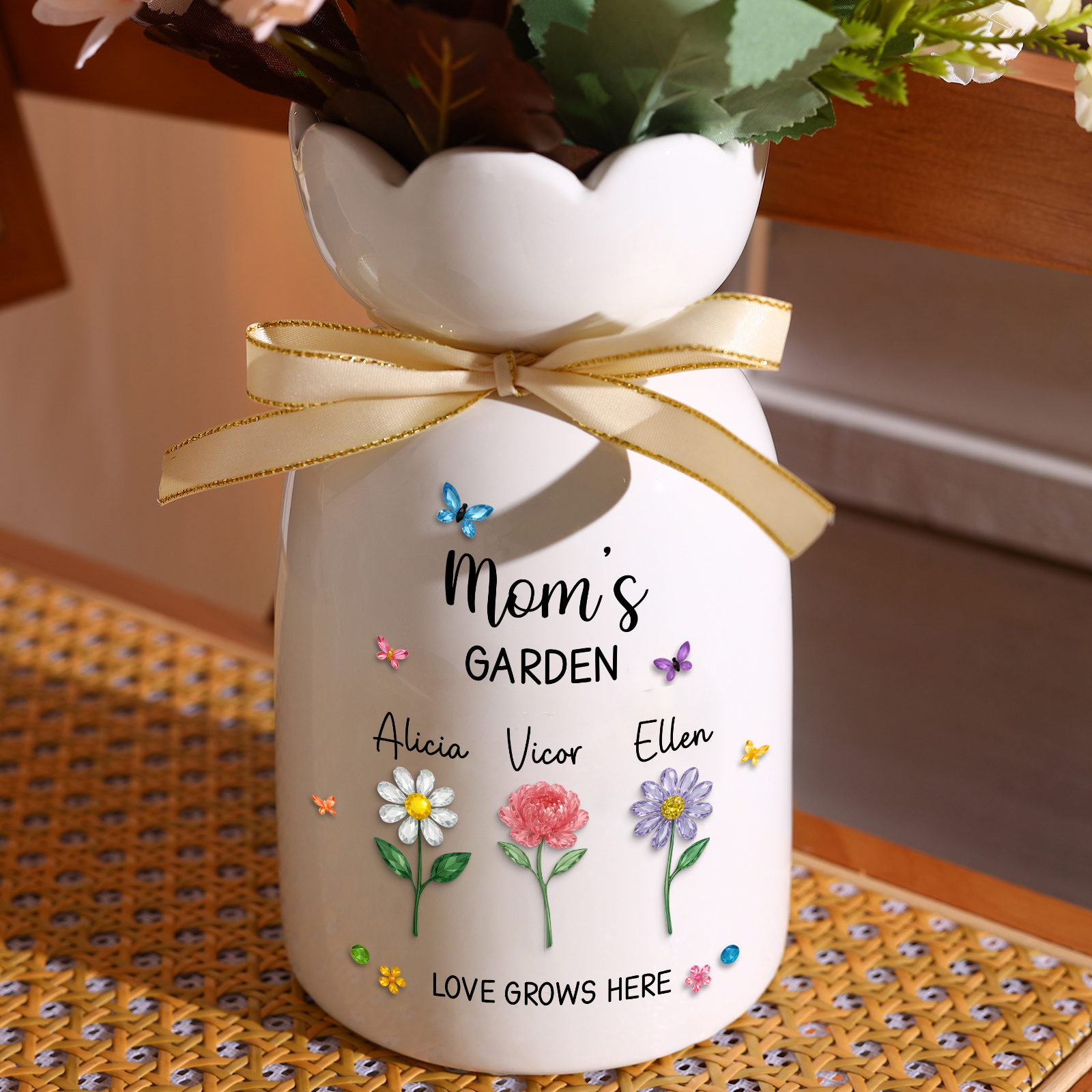 Personalized Ceramic Vase Mom Grandma’s Garden Custom with 1-10 Names & Children’s Flowers