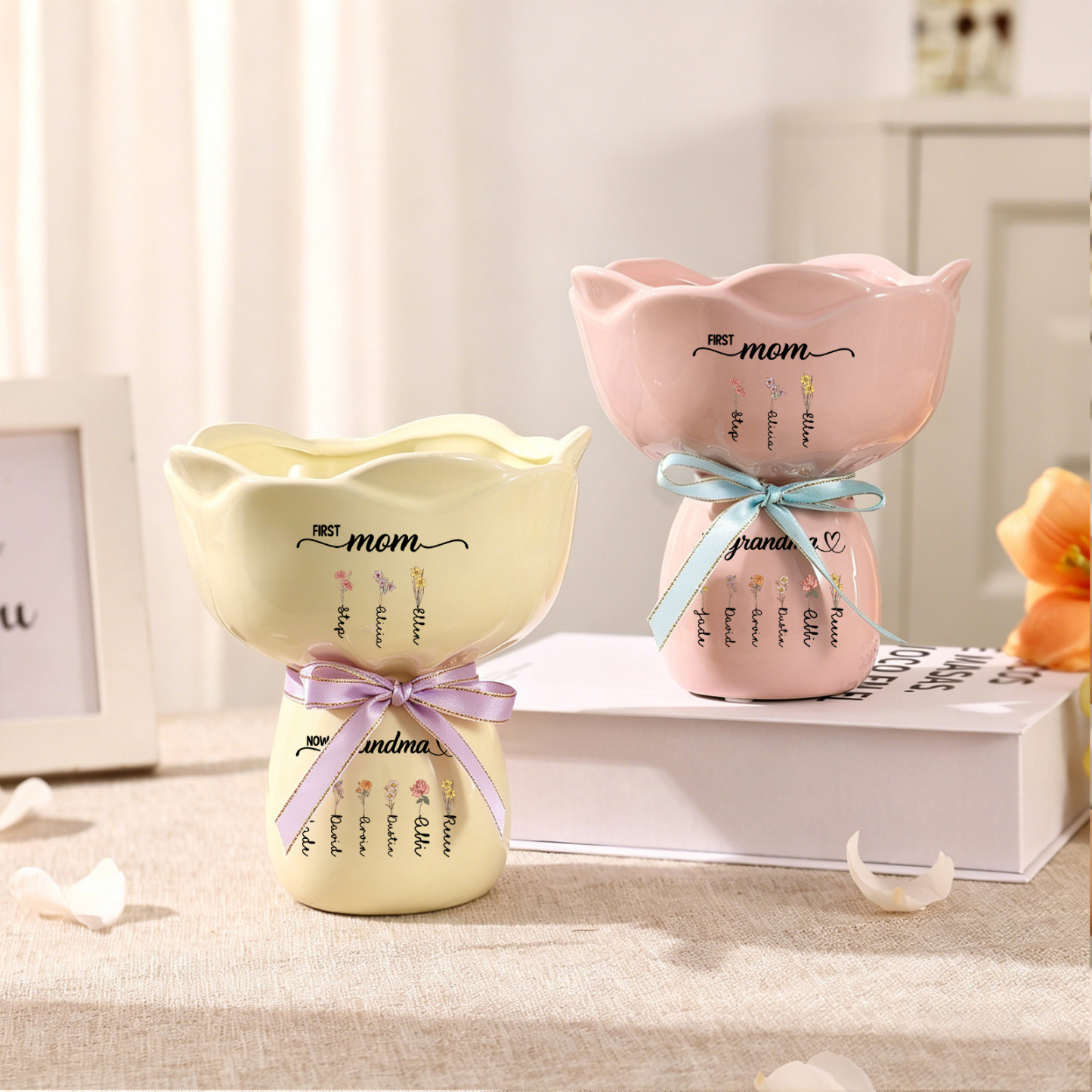 Personalized Bouquet Ceramic Birth Flower Vase with 2–12 Names for Mom or Grandma
