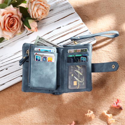 4 Names - Personalized Women's Wallet Customized 4 Names Hand in Hand Folding Women's Wallet Gift for Nan