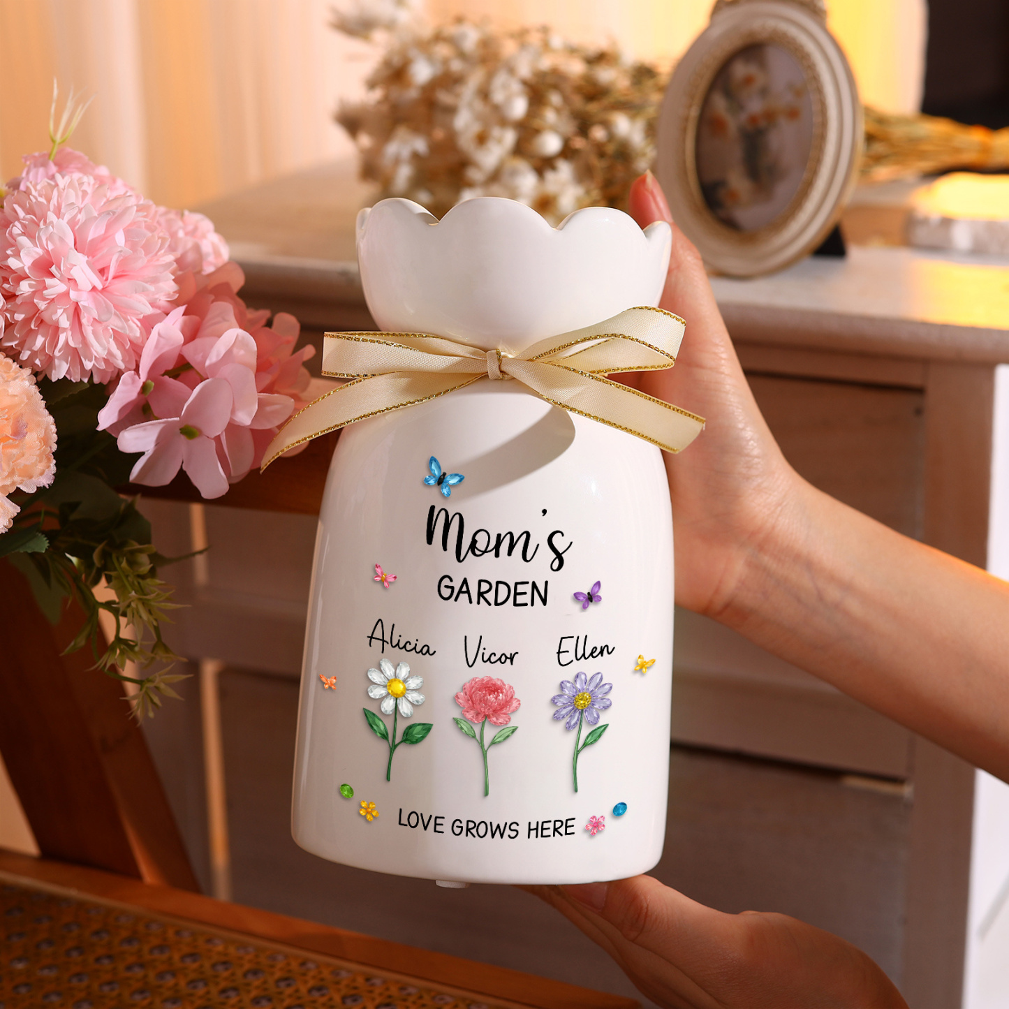 Personalized Ceramic Vase Mom Grandma’s Garden Custom with 1-10 Names & Children’s Flowers