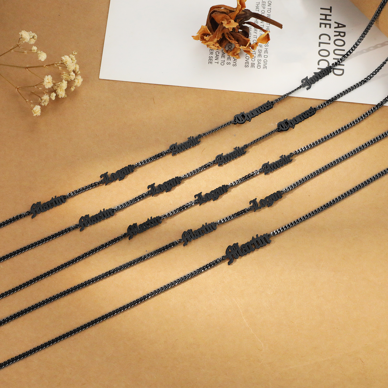 Personalized Gothic Men's Necklace with 1-5 Names