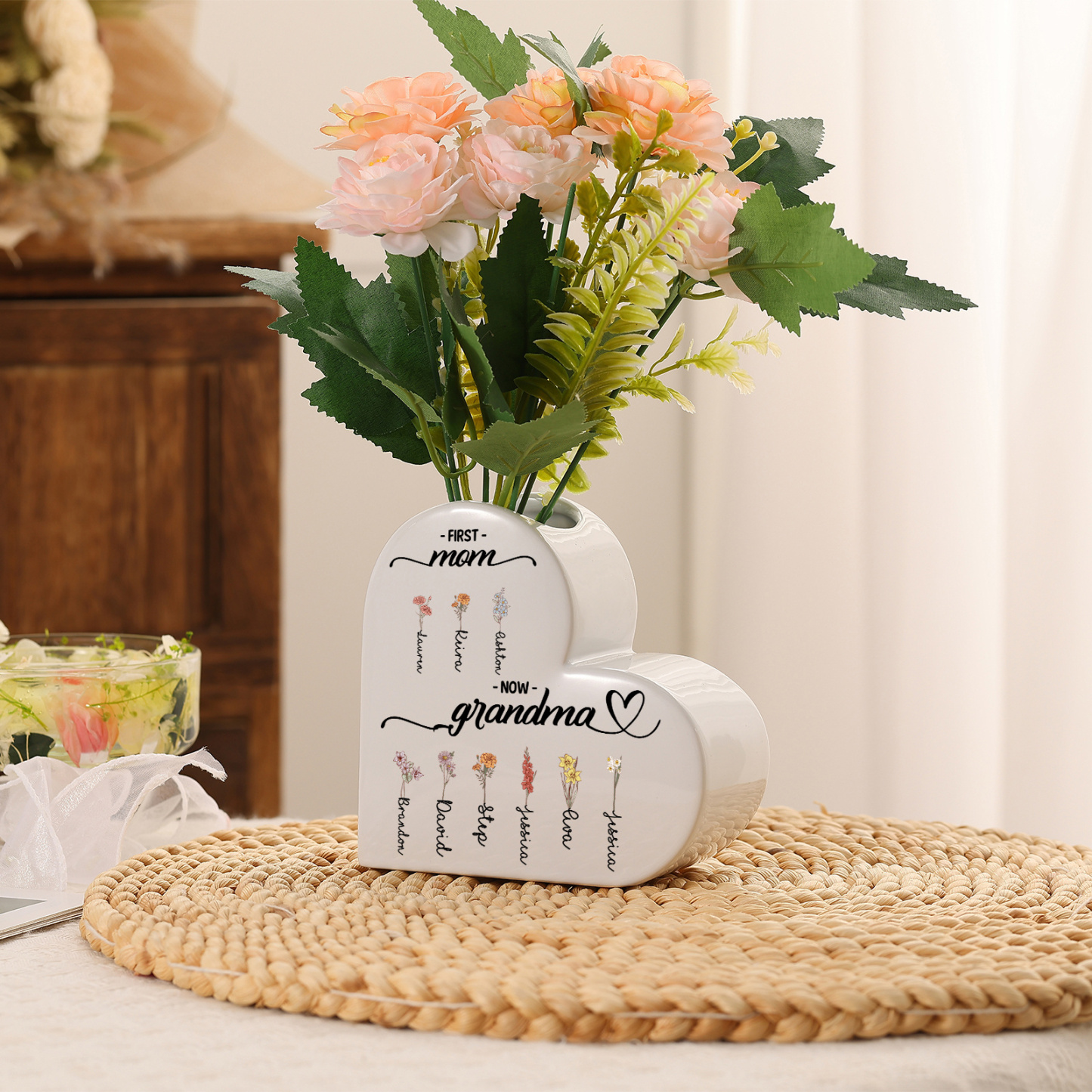 Personalized Ceramic Heart Vase with 2–12 Birthflowers and Names