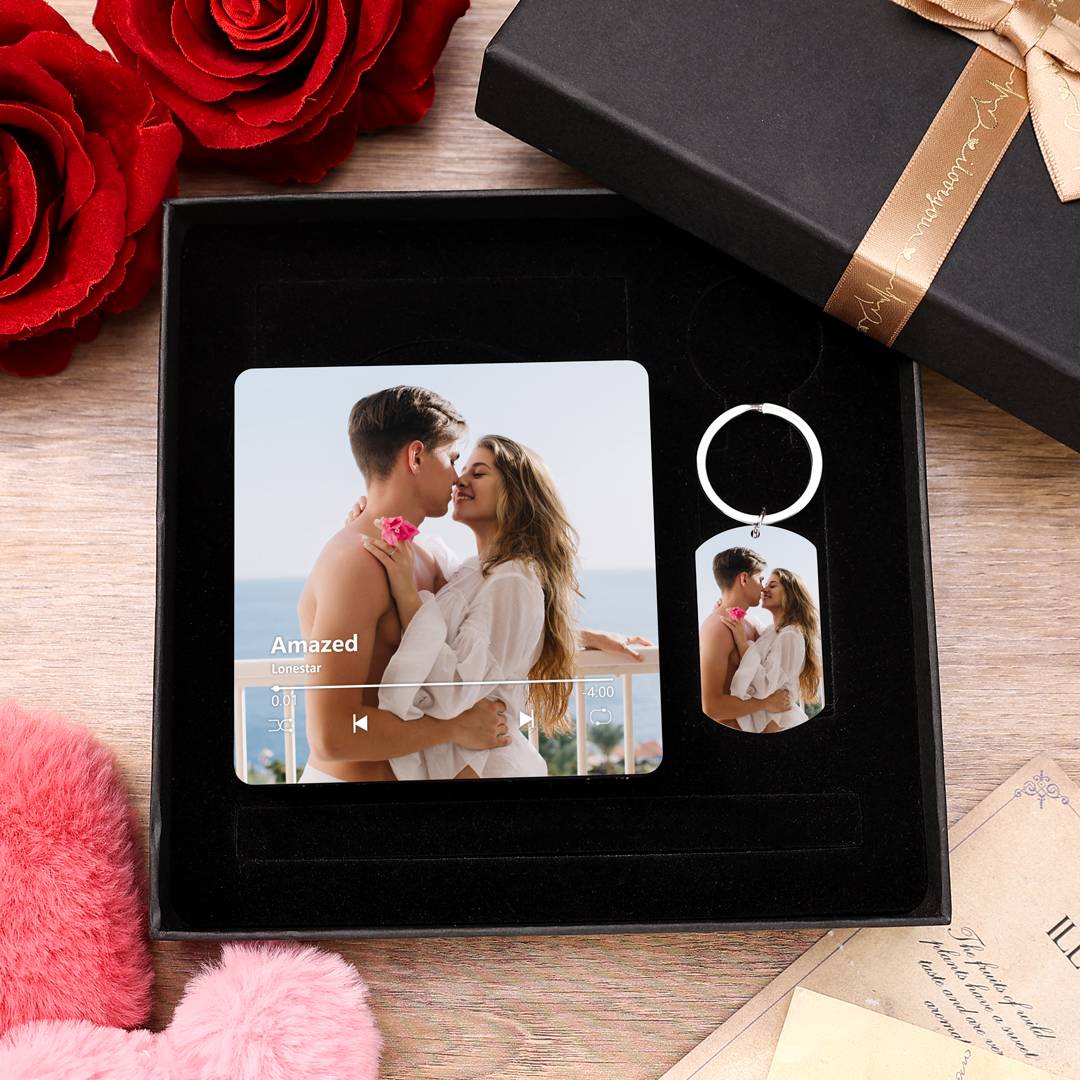Personalized Gift Set for Couples – Custom Music Photo Magnet, Engraved Keychain,  Valentine's Day Gift for Him | Jessemade