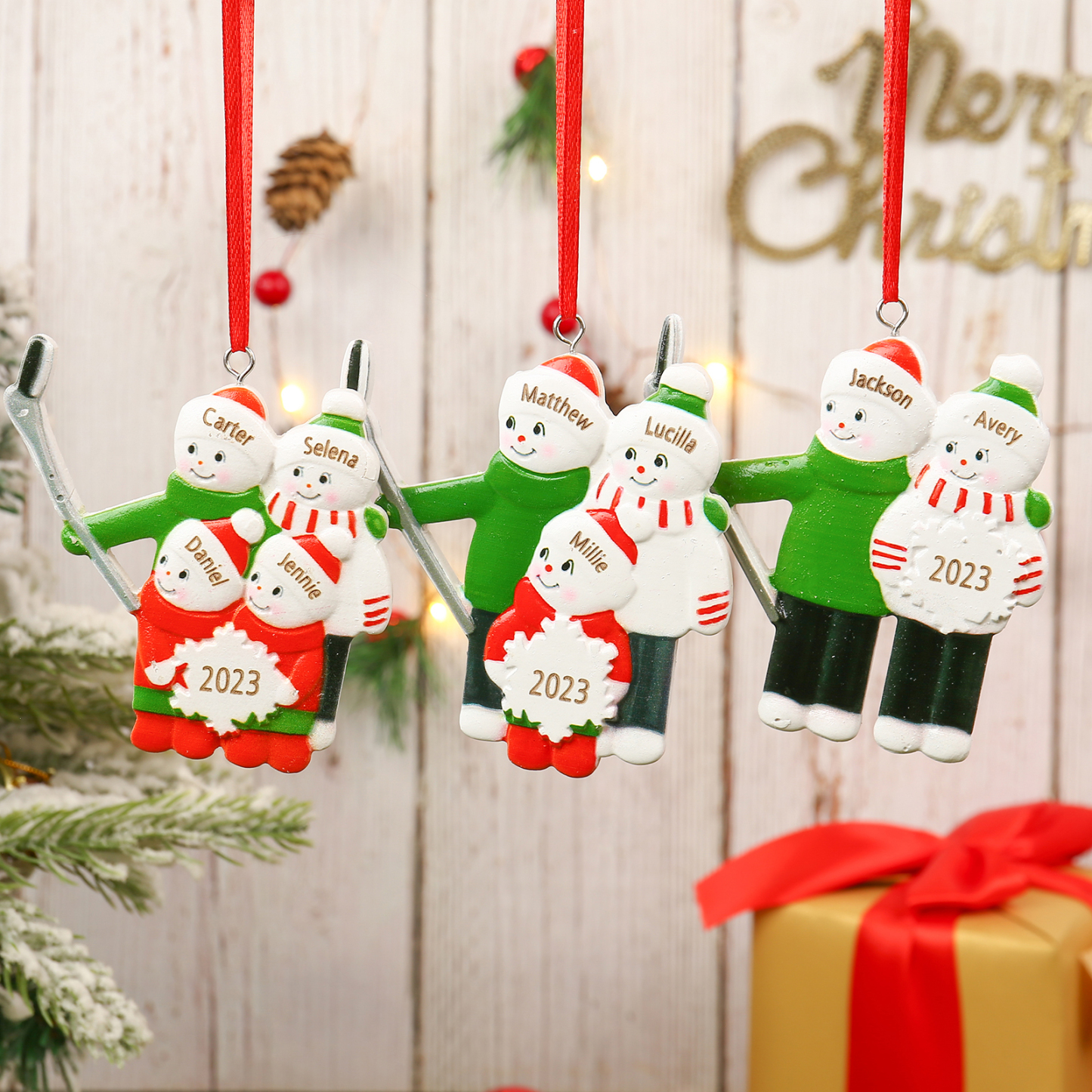 Personalized Snowman Family Ornament - Custom 3-6 Name Christmas Hanging Ornament Gifts For Family | Jessmade