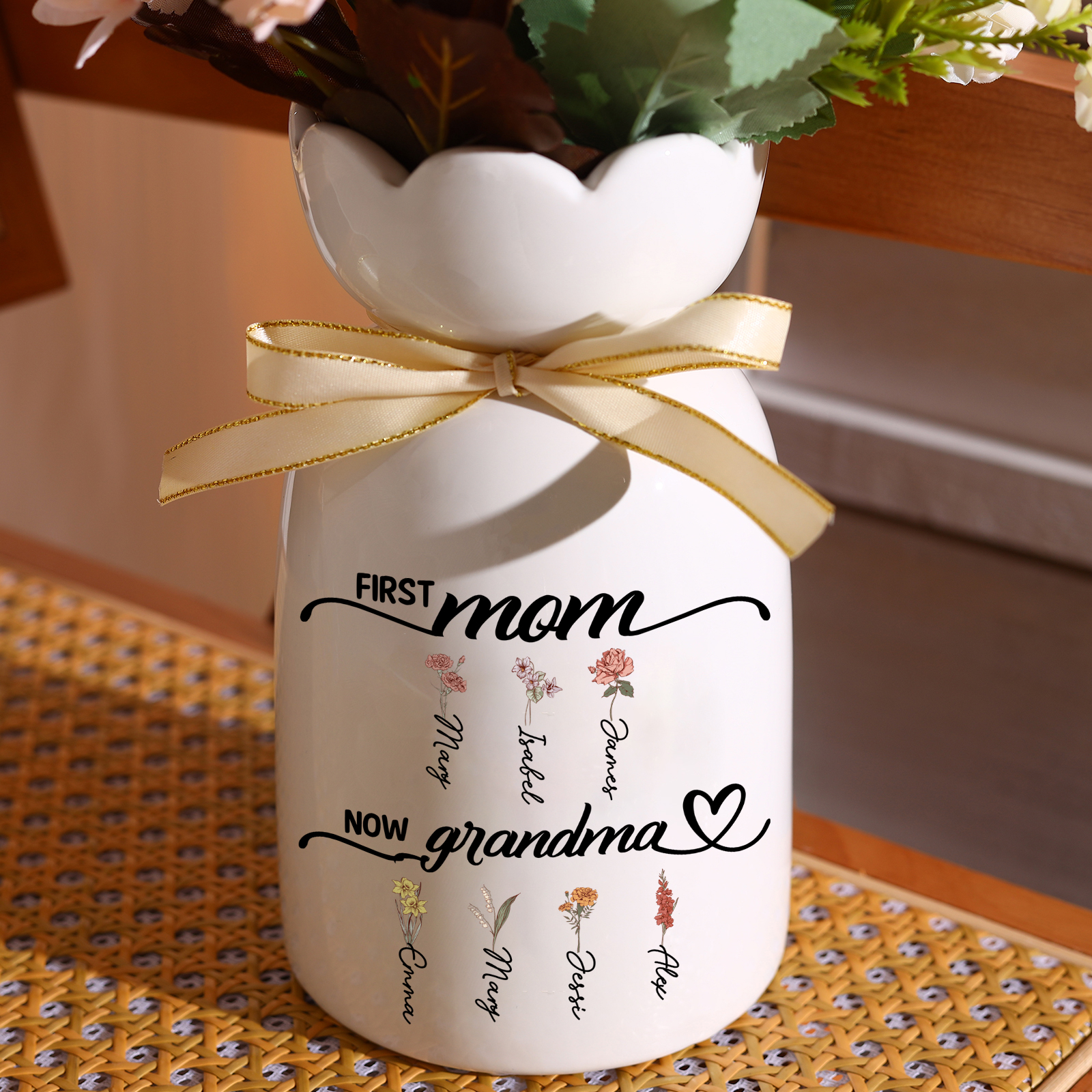Personalized Ceramic Flower Vase Custom 2-12 Names and Flower First Mom Now Grandma Gift
