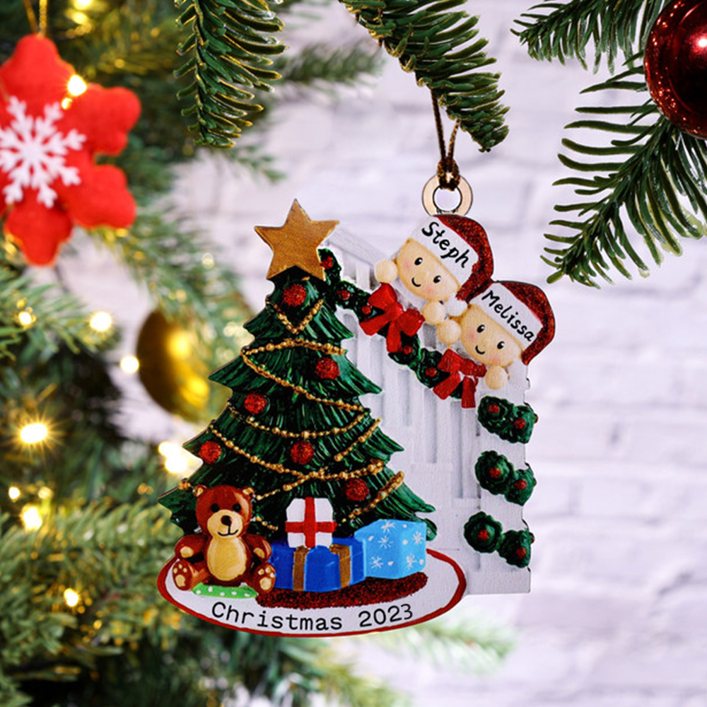 5 Names-Family Christmas Wooden Ornament Custom 5 Names Hanging Ornament Gifts For Family-Peeking Family