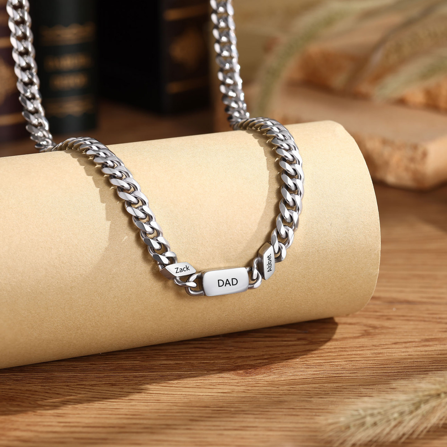 Personalized Cuban Chain Necklace for Dad Grandpa Man Cutsomized with 1-6 Names and Engraved Text